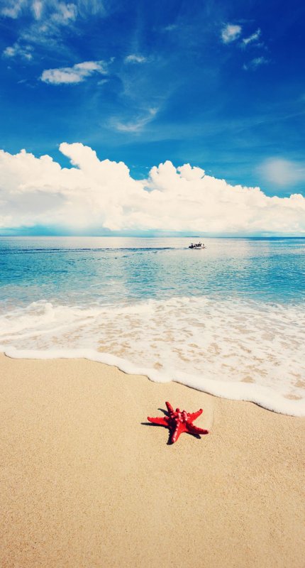 Красивый пляж