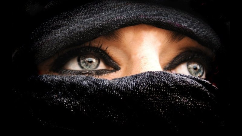 Красивые женские глаза