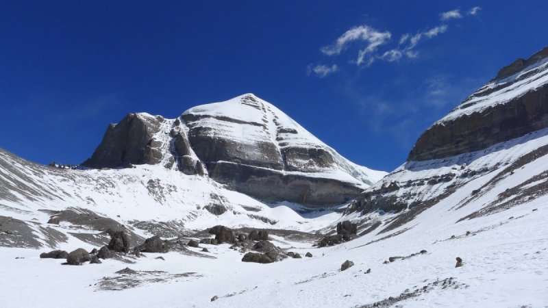 Кайлас гора в Тибете