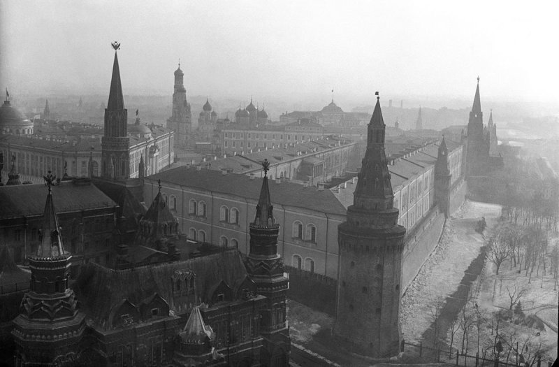 Спасская башня 1935