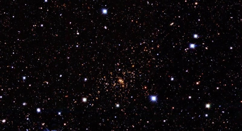 Скопление галактик cl0024+1654