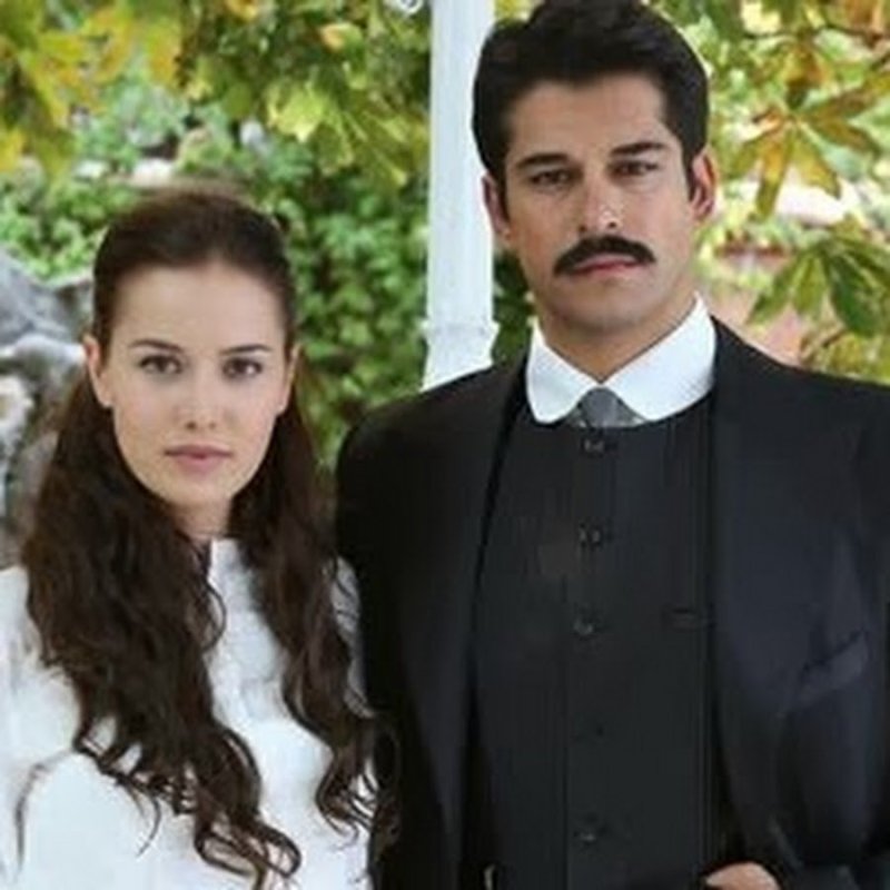 Фахрие Эвджен Королек птичка певчая 1986