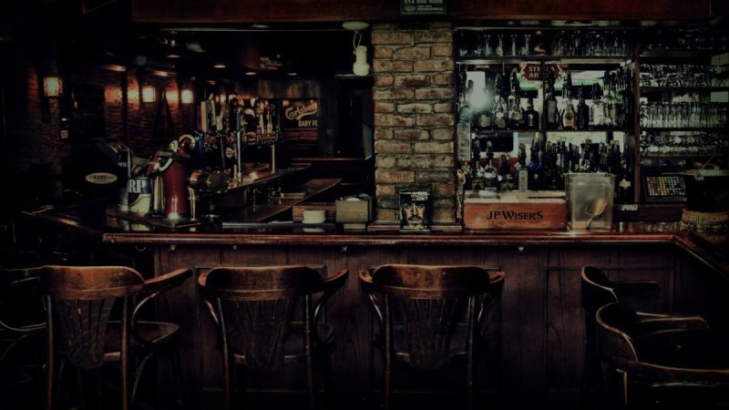 Красивый паб