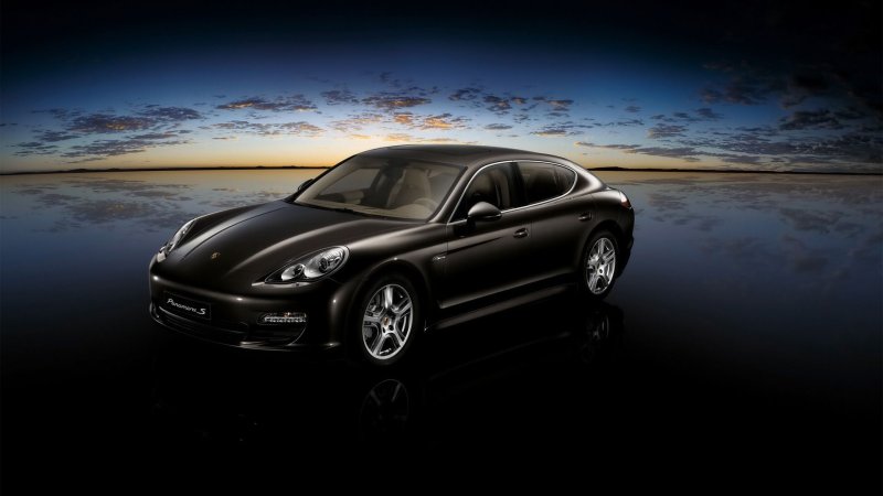 Порше Панамера 2013