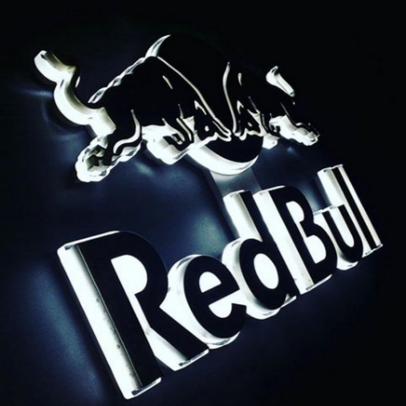 Заставки на телефон для мужчин именные