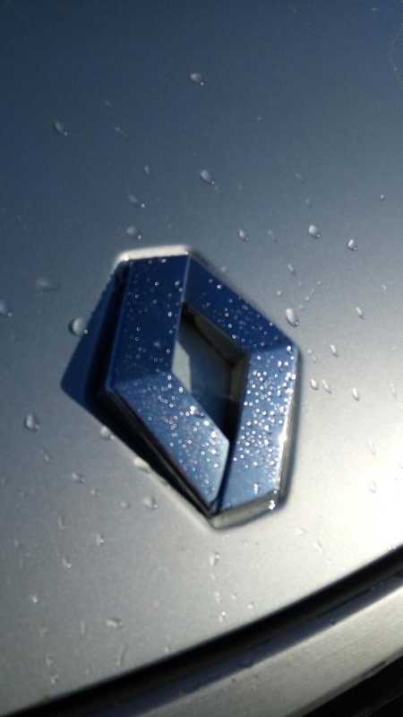 Renault заставка