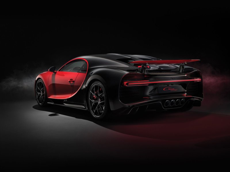 Bugatti Chiron гиперкар