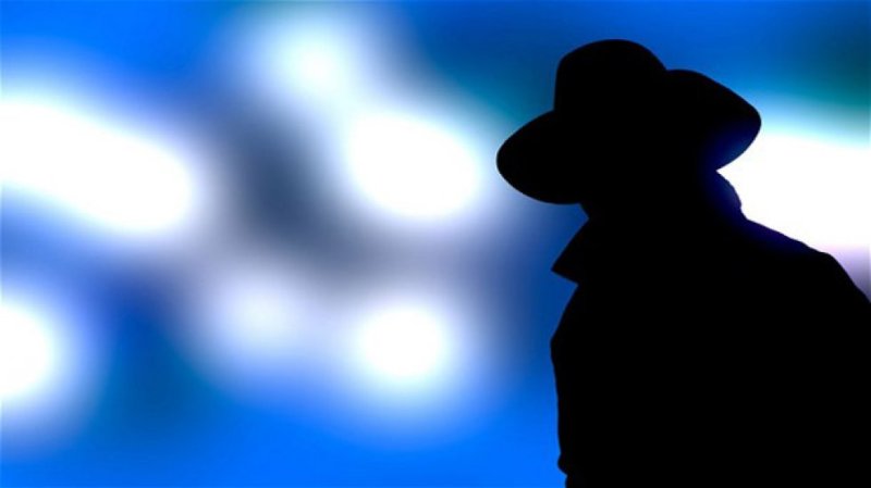 Шпион заставка