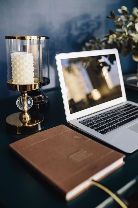 Стол для ноутбука