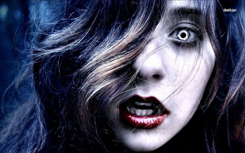 Красивые девушки вампирши