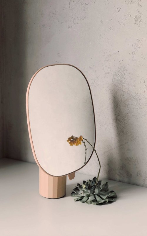 Зеркало заставка