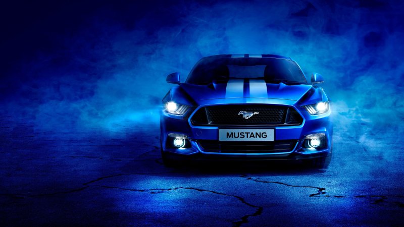 Ford Mustang синий