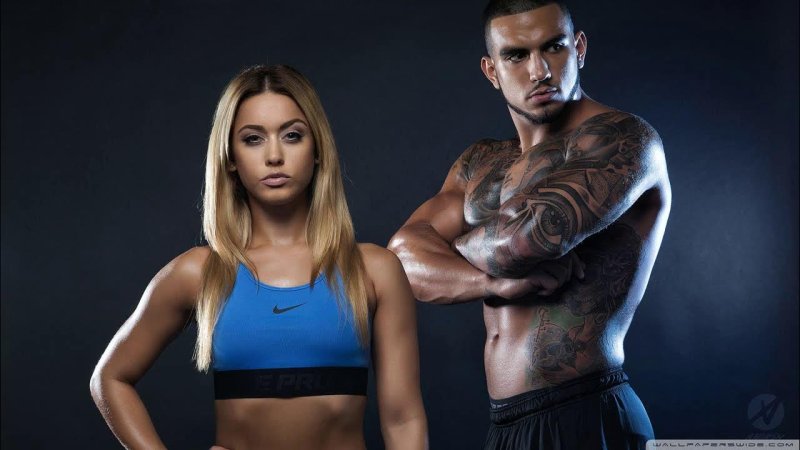 Девушка спорт