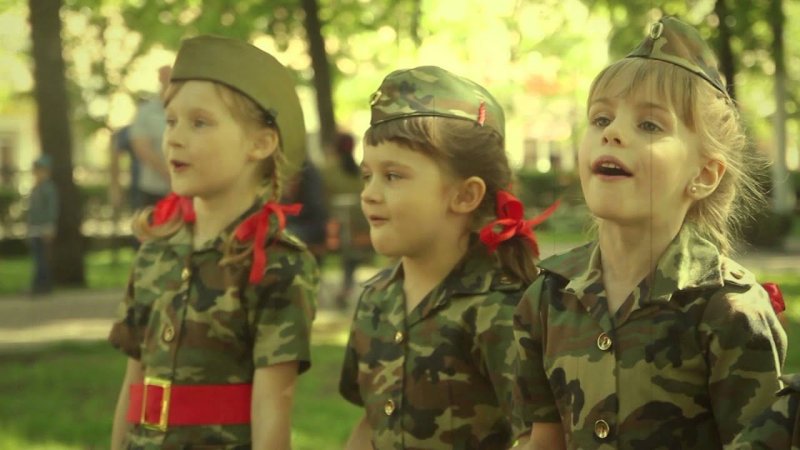 Солдат по городу