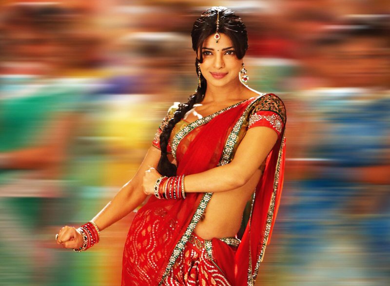 Приянка Чопра в Сари