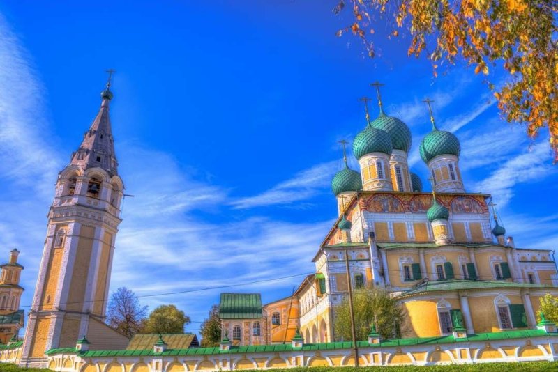 Колокольня Новоспасского монастыря