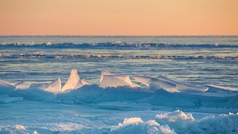 Охотское море