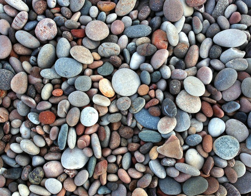 Разноцветные камни