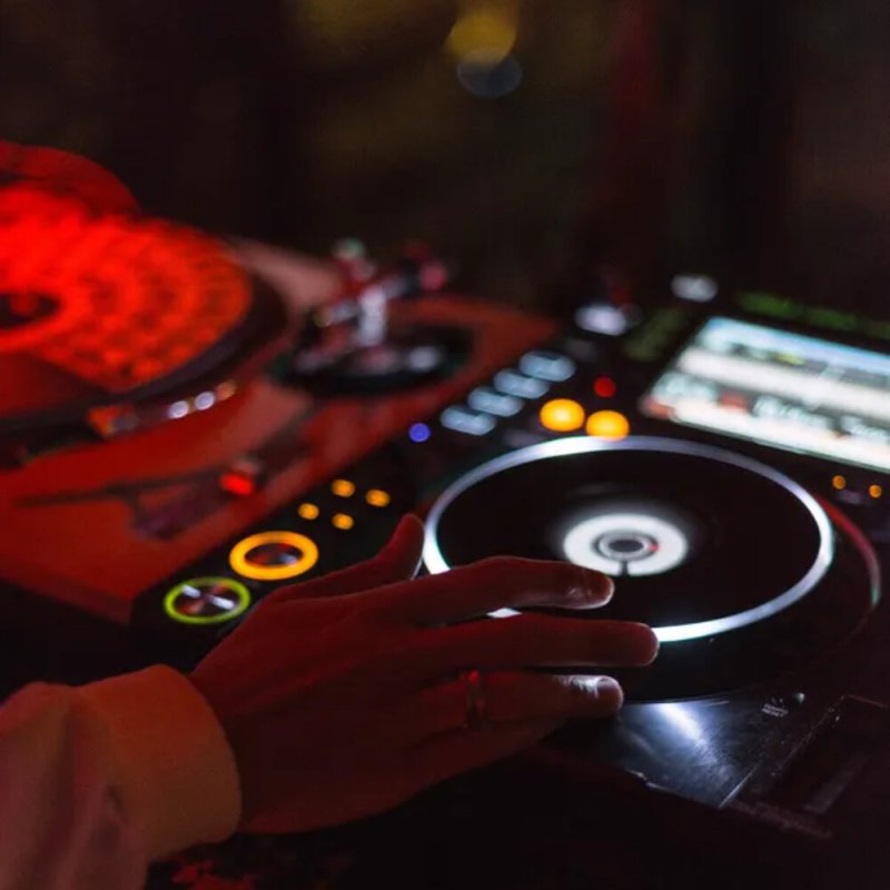 Аппаратура для диджеинга