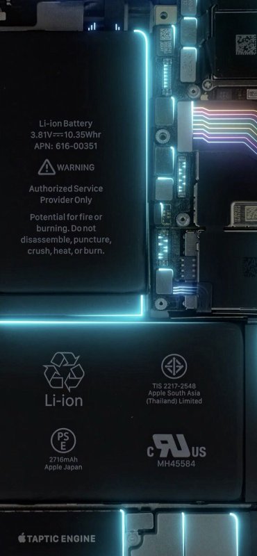 Внутренности айфона с подсветкой