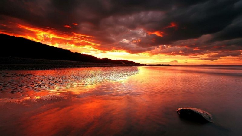 Красивый пейзаж закат