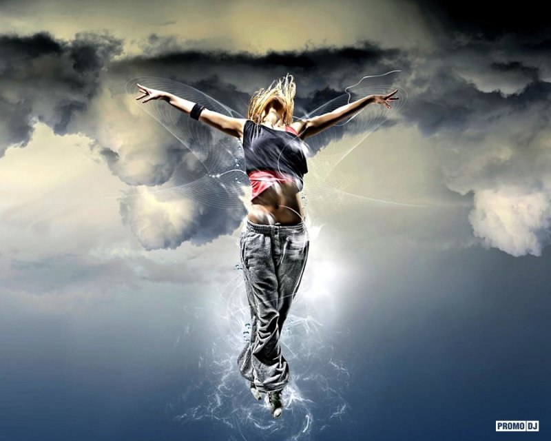 Девушка в полете