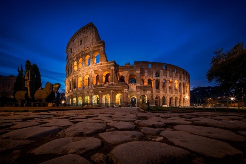 Памятники Италии Колизей