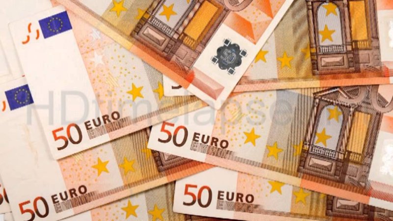 Деньги евро