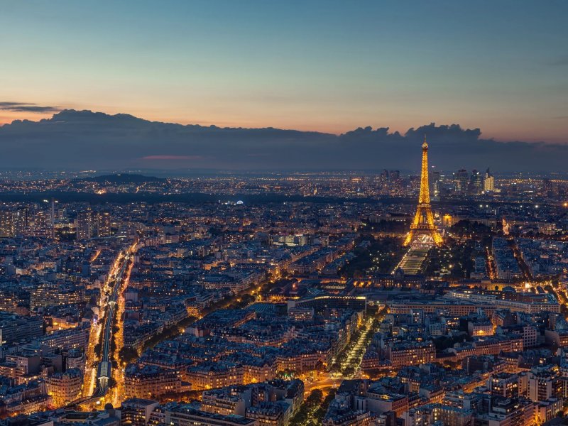 Париж на французском