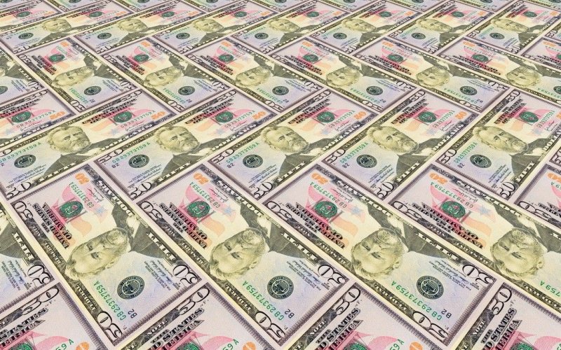 Деньги доллары