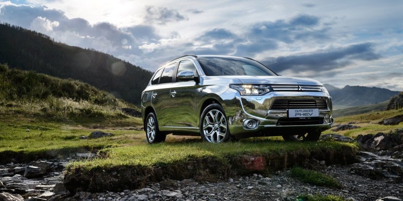 Митсубиси Аутлендер 3