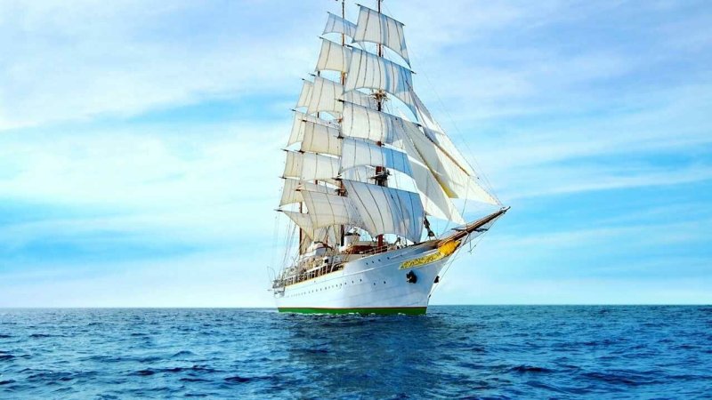 Парусная яхта Бригантина