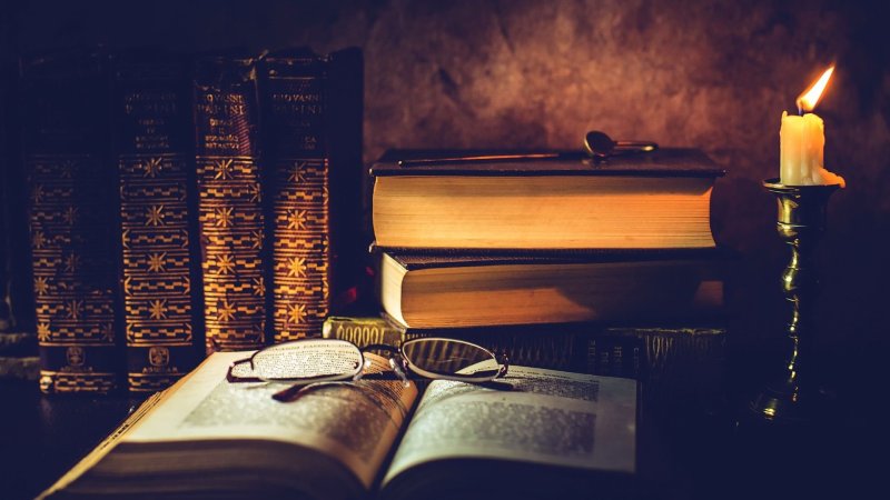 Красивый фон с книгами