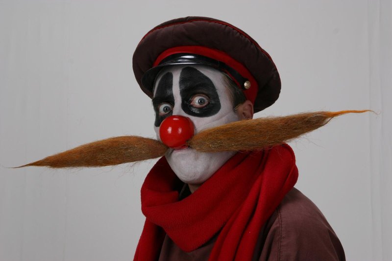 Сергей Гладков клоун