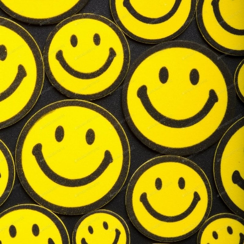 Смайлики много