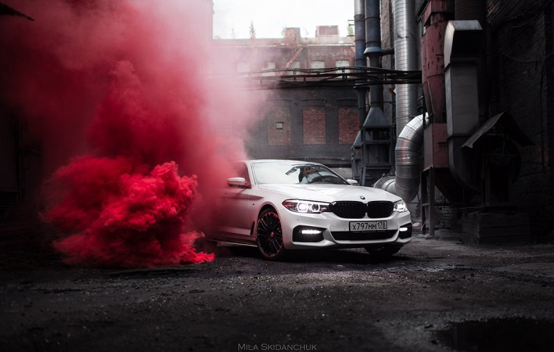 BMW m5 дым