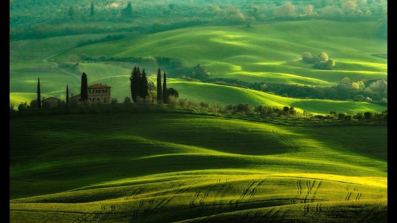 Тоскана Италия зелёные холмы