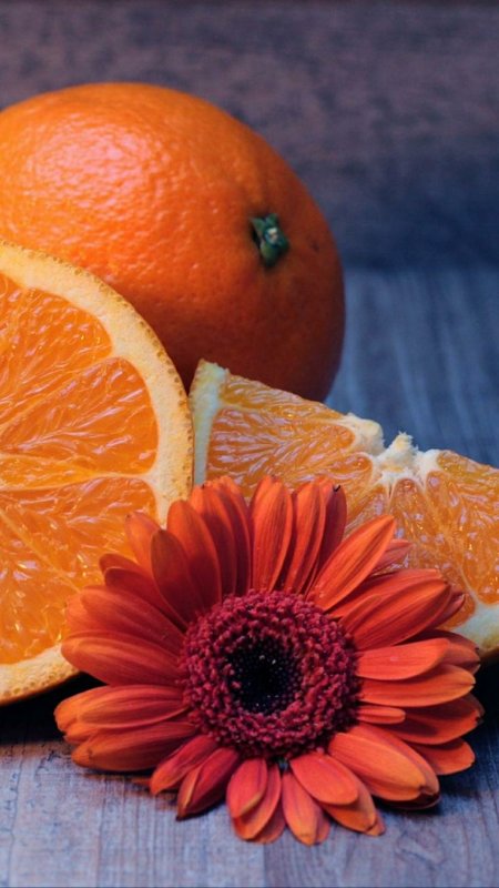 Оранжевые фрукты