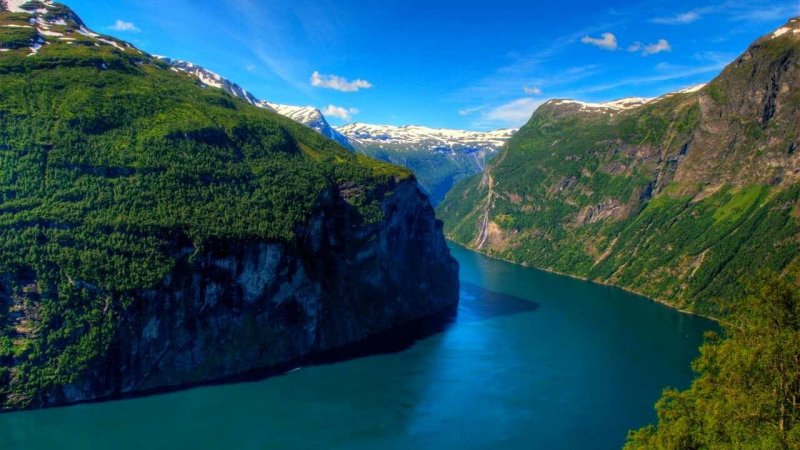 Гора Гейрангер Фьорд