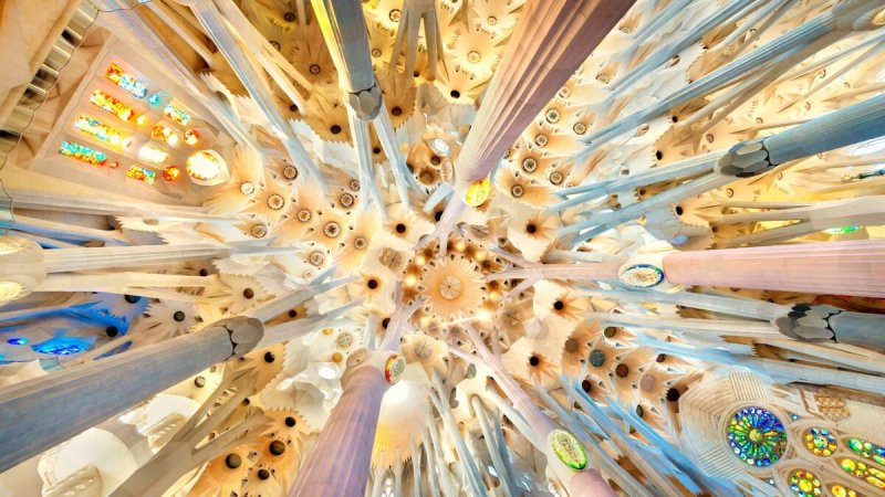 Барселона Архитектор Антонио Гауди