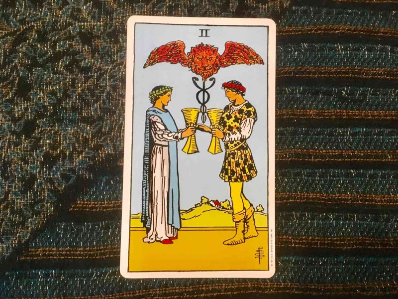 2 Кубков Таро Райдера Уэйта