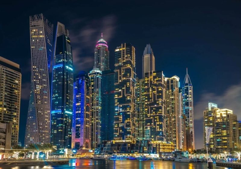 Дубай Марина небоскребы ночью