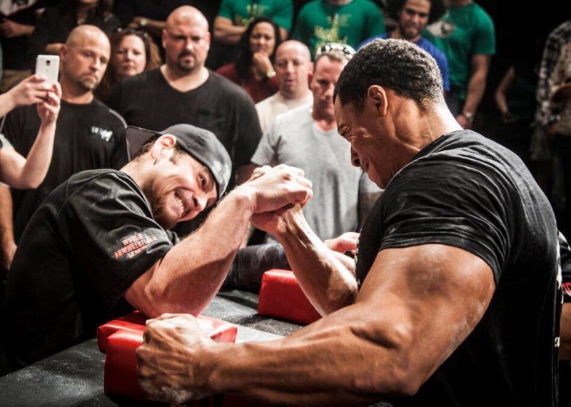 Карл Адамс армрестлинг