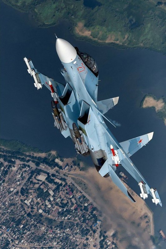 Истребитель Су-30