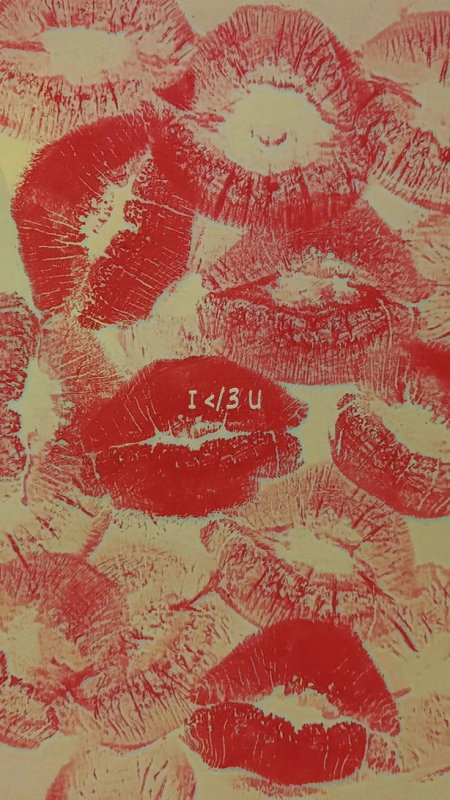 Отпечатки поцелуев