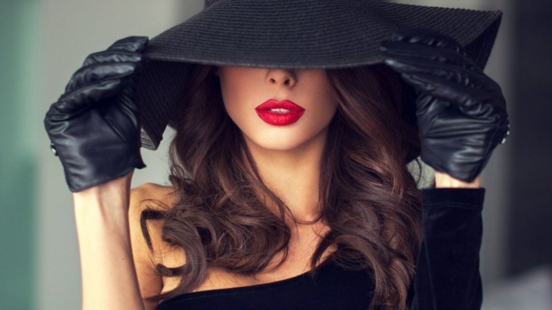 Элегантная девушка