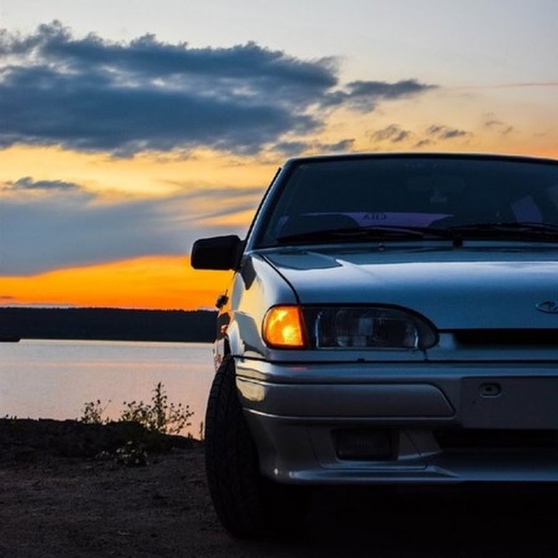 ВАЗ 2114 вертикально