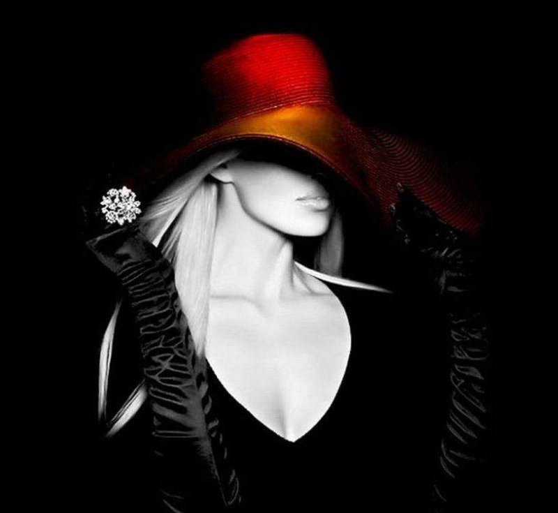 Девушка в шляпе