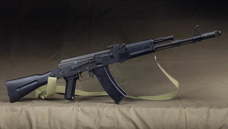 Автомат Калашникова 74м