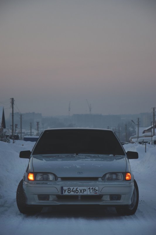 ВАЗ 2114 белая оперская